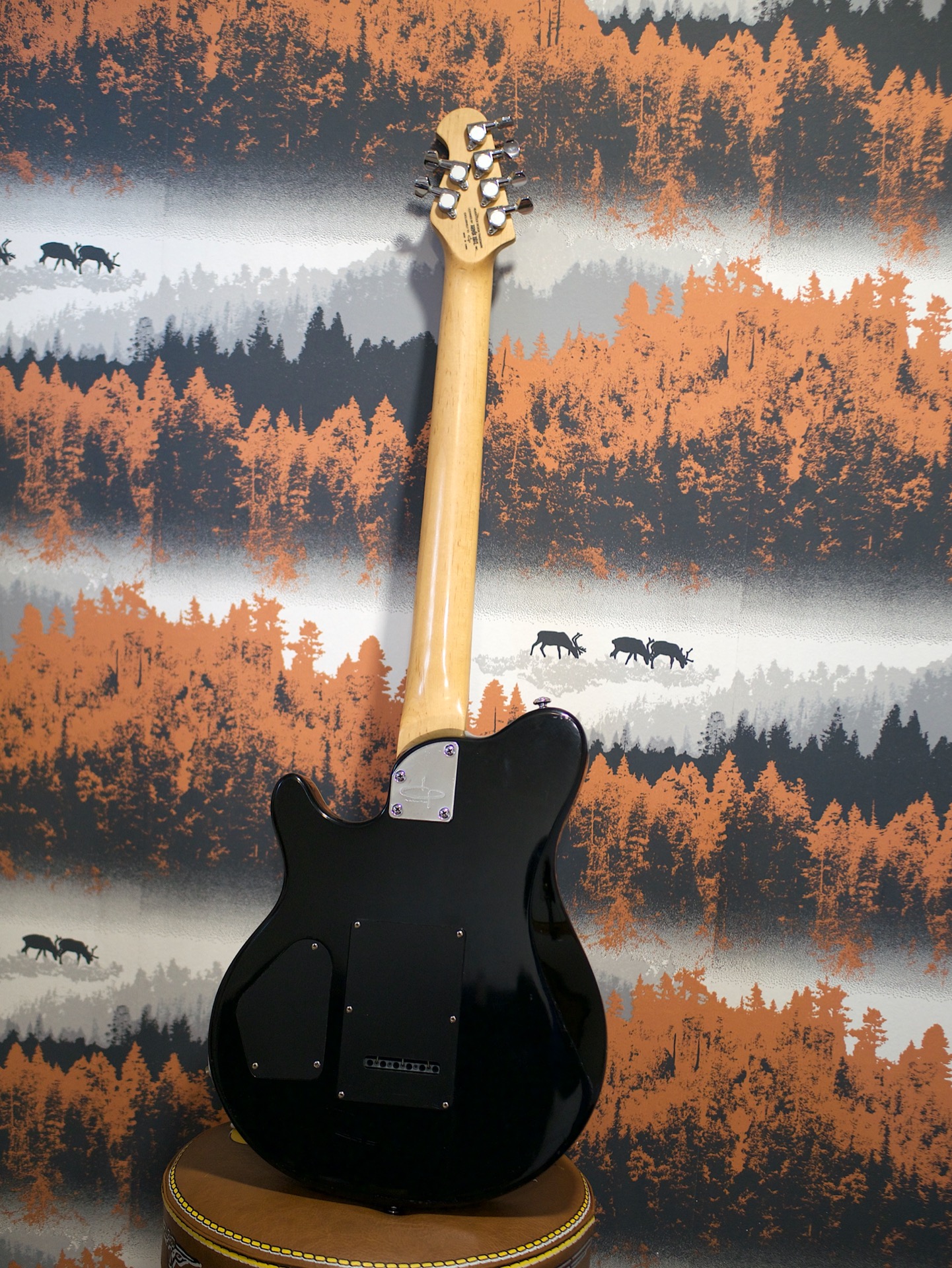 Olp Music Man Axis MM1 :: Fieldhill Guitars - Käytetyt kitarat