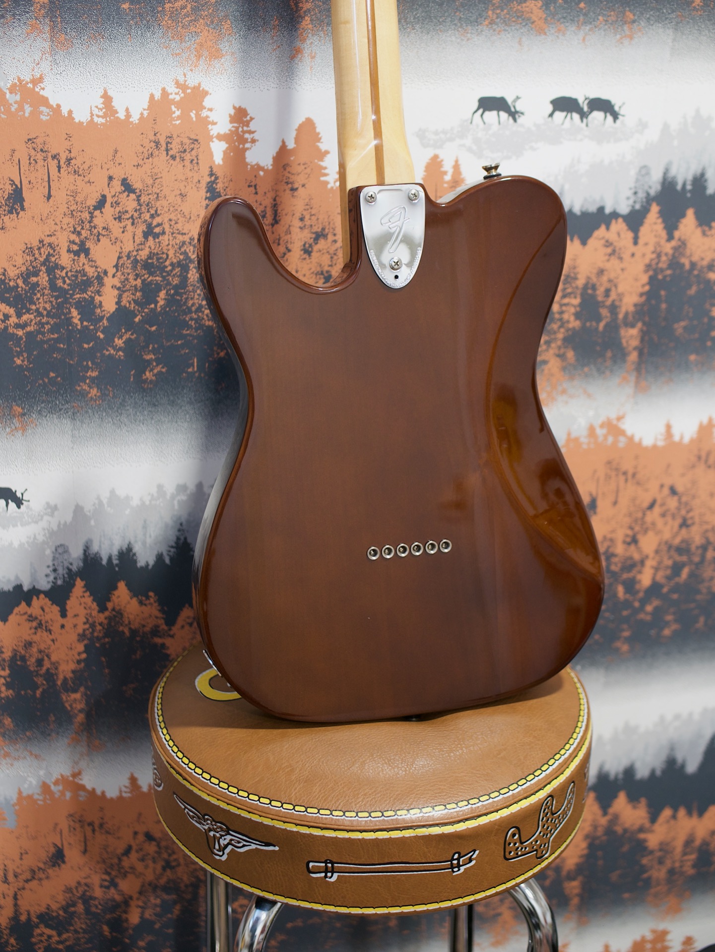 Fender Classic Series '72 Telecaster Deluxe :: Fieldhill Guitars